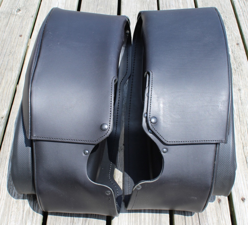 Harley Davidson VRod VRSC '02up First Gen LEATHER SADDLEBAGS and