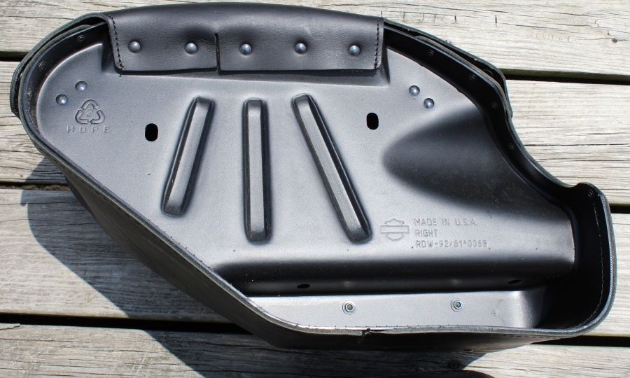 Harley Davidson VRod VRSC '02up First Gen LEATHER SADDLEBAGS and
