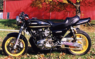 Kawasaki KZ1000A2A Streetfighter/Superbike left Side